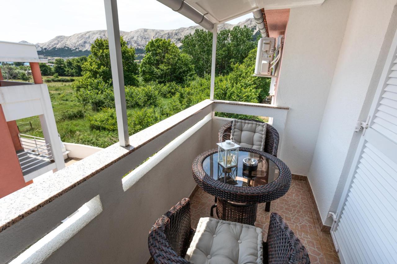 La Natalli Baška